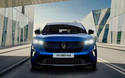 Στην Ελλάδα το νέο Hyper Hybrid SUV της Renault – Με 300 ίππους και 1.000 km αυτονομίας (τιμή)