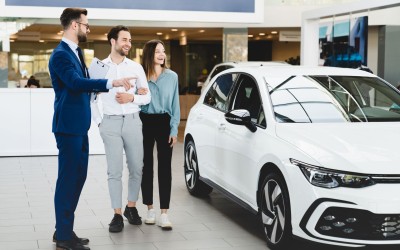 Το άρωμα της «καινουργίλας» - Γιατί τα καινούργια αυτοκίνητα μυρίζουν έτσι;