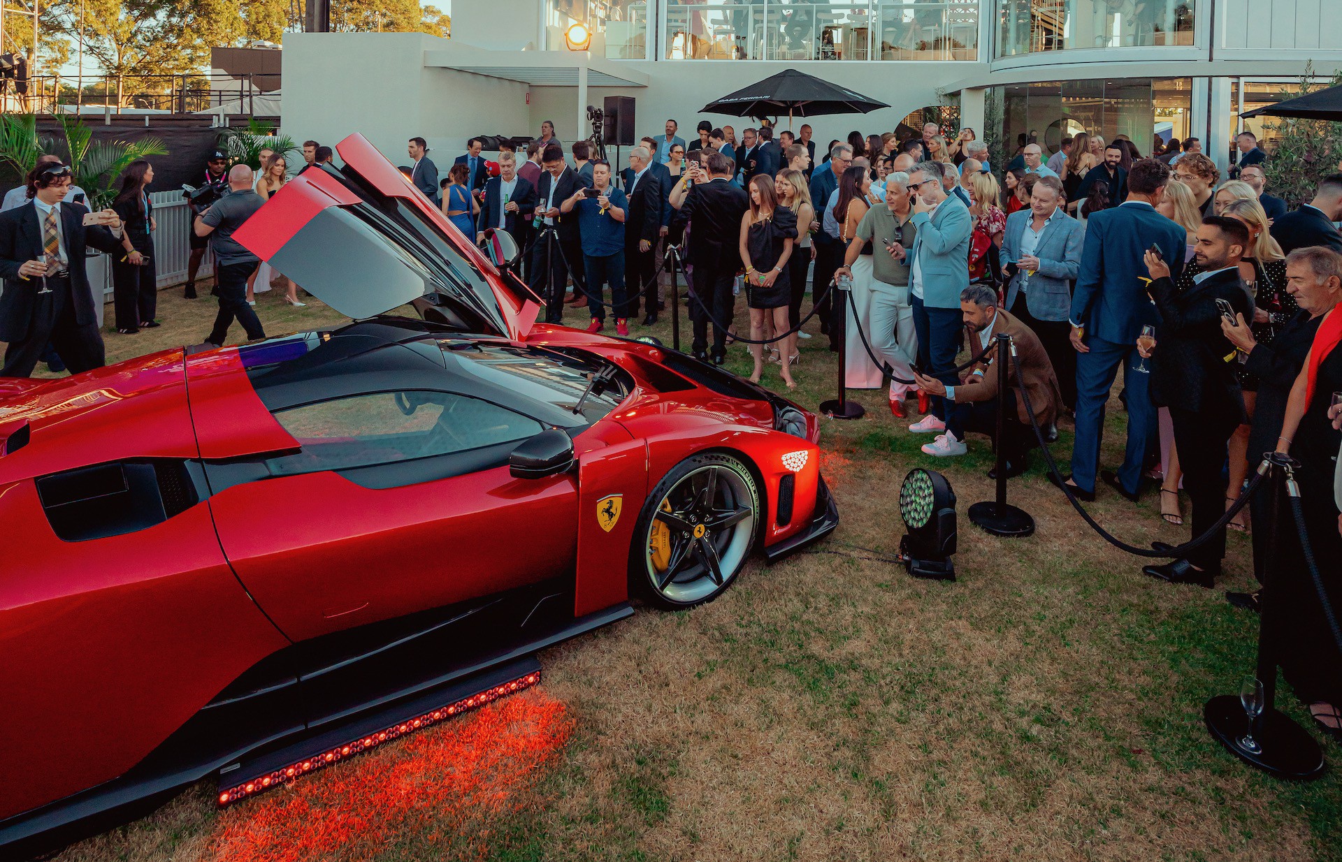 Ο διάσημος ποδοσφαιριστής που λατρεύει τις Ferrari – Έδωσε 3,6 εκατ. ευρώ για την F80 