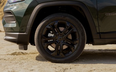 Ποιο SUV έχει έκπτωση 10.000 ευρώ στην Ελλάδα; Είναι PHEV και 4X4