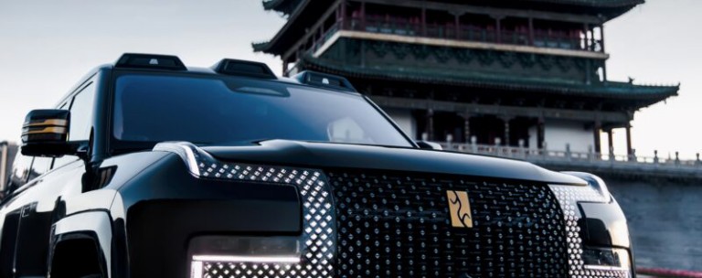 To SUV της BYD με το χρυσό των 24 καρατίων – Θυμίζει Range Rover και Rolls-Royce