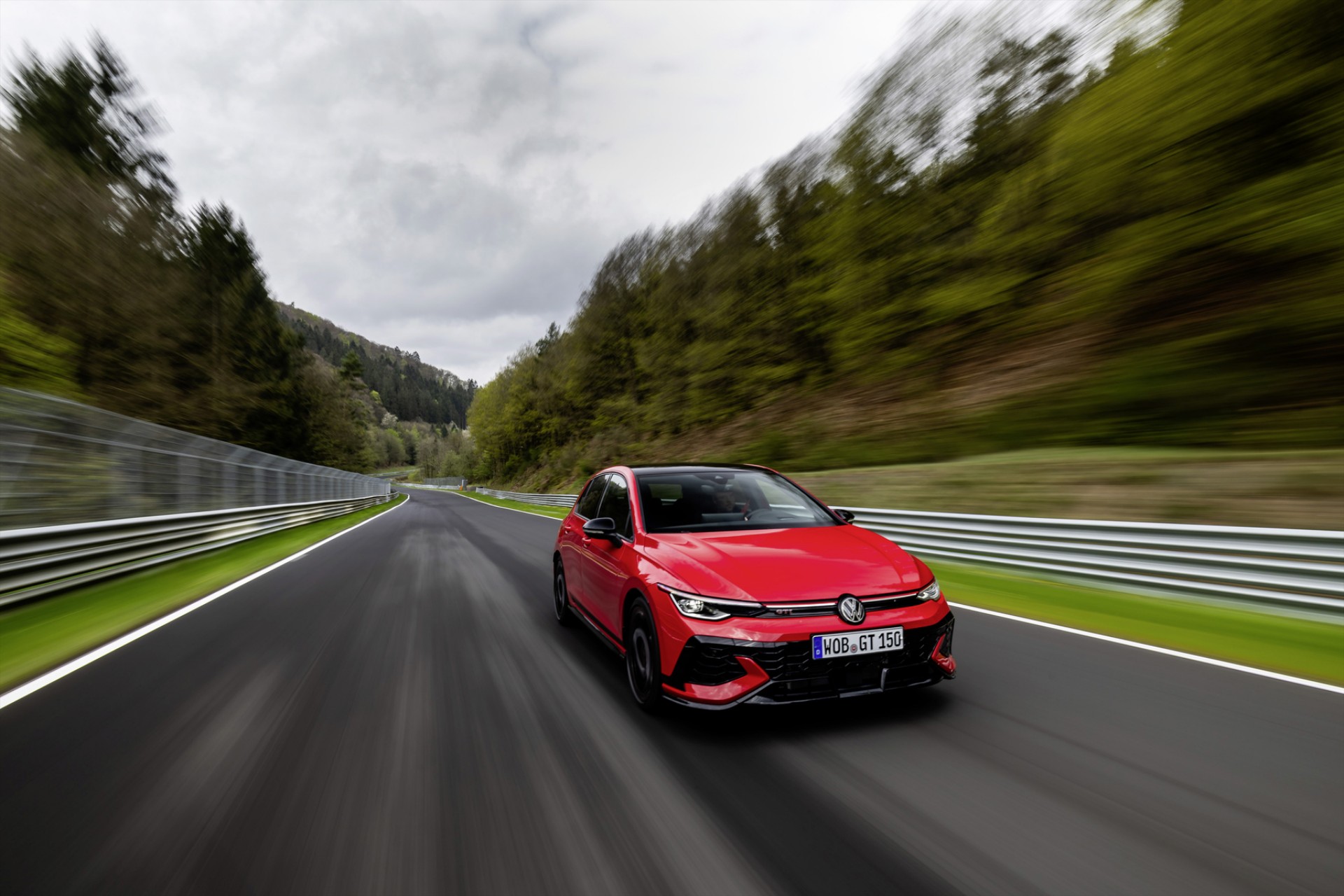 To καλύτερο Volkswagen Golf GTI βγήκε προς πώληση - Αυτή είναι η τιμή του 