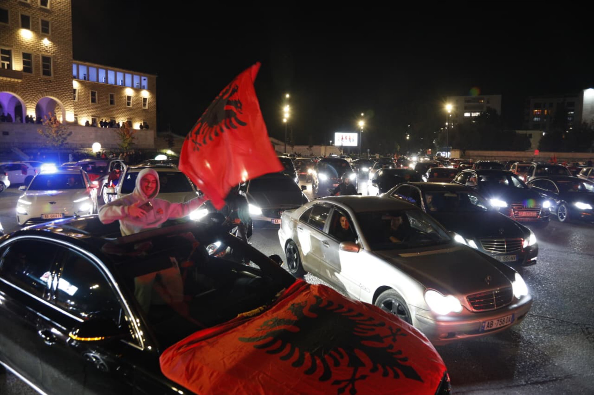 Η μάρκα αυτοκινήτων που «σαρώνει» στην Αλβανία – Έχει σχεδόν τη μισή αγορά