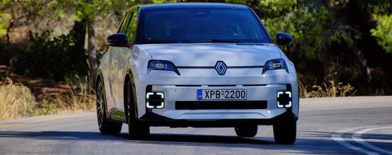 Δοκιμή Renault 5 E-Tech 52 kW 150PS: Magnifique! 