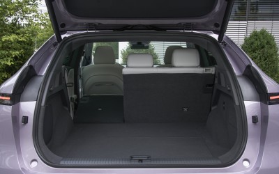 Μόλις ήρθε στην Ελλάδα το ηλεκτρικό που φορτίζει σε 12 λεπτά - Δείτε τιμές και ποιο είναι