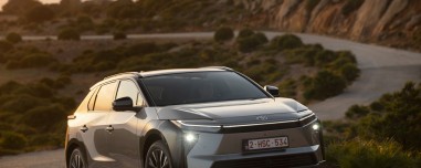 Οδηγούμε το νέο Toyota bZ4X – Πότε έρχεται Ελλάδα, η πρώτη τιμή