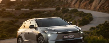 Οδηγούμε το νέο Toyota bZ4X – Πότε έρχεται Ελλάδα, η πρώτη τιμή