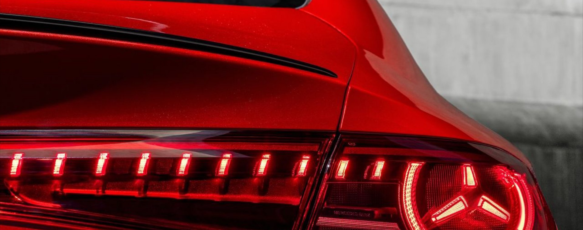 Η νέα Mercedes-Benz έσπασε τα κοντέρ – Έκανε σχεδόν 700 km