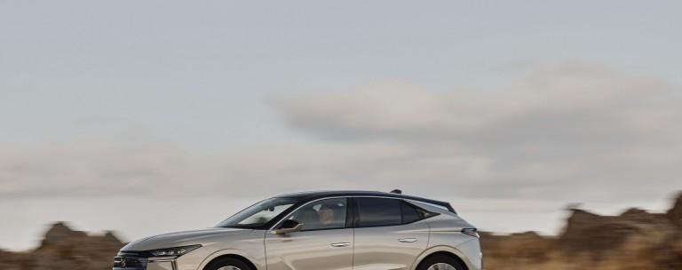 Στην Ελλάδα το νέο DS No 4 – Τιμές και εκδόσεις! 