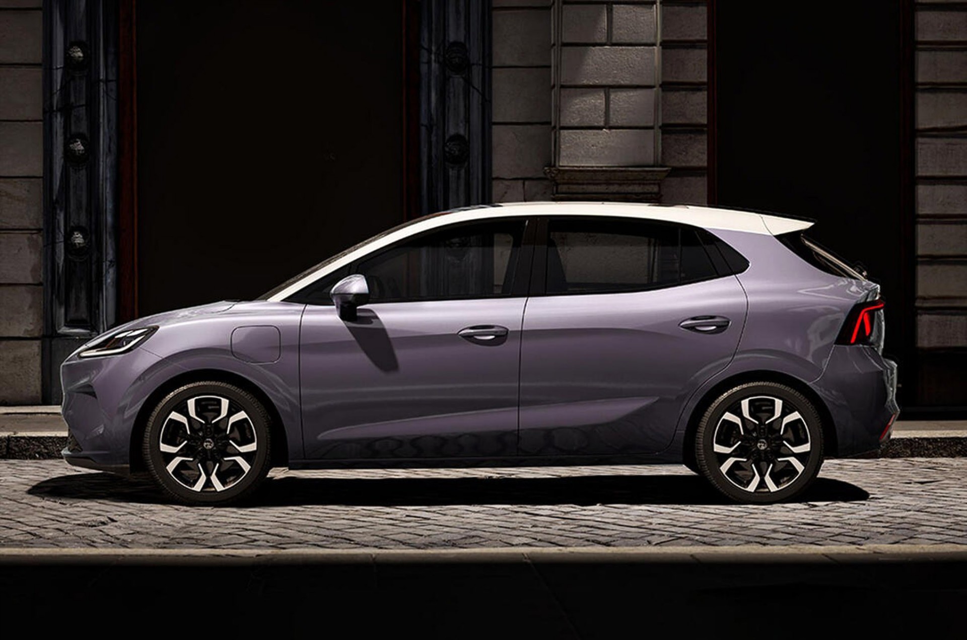 Οι Κινέζοι το έκαναν - Έφτιαξαν αυτοκίνητο με semi solid μπαταρία και τιμή 13.000 ευρώ! 