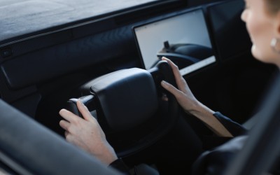 Το πρώτο αυτοκίνητο με τιμόνι που εξαφανίζεται – Δεν είναι από την Κίνα