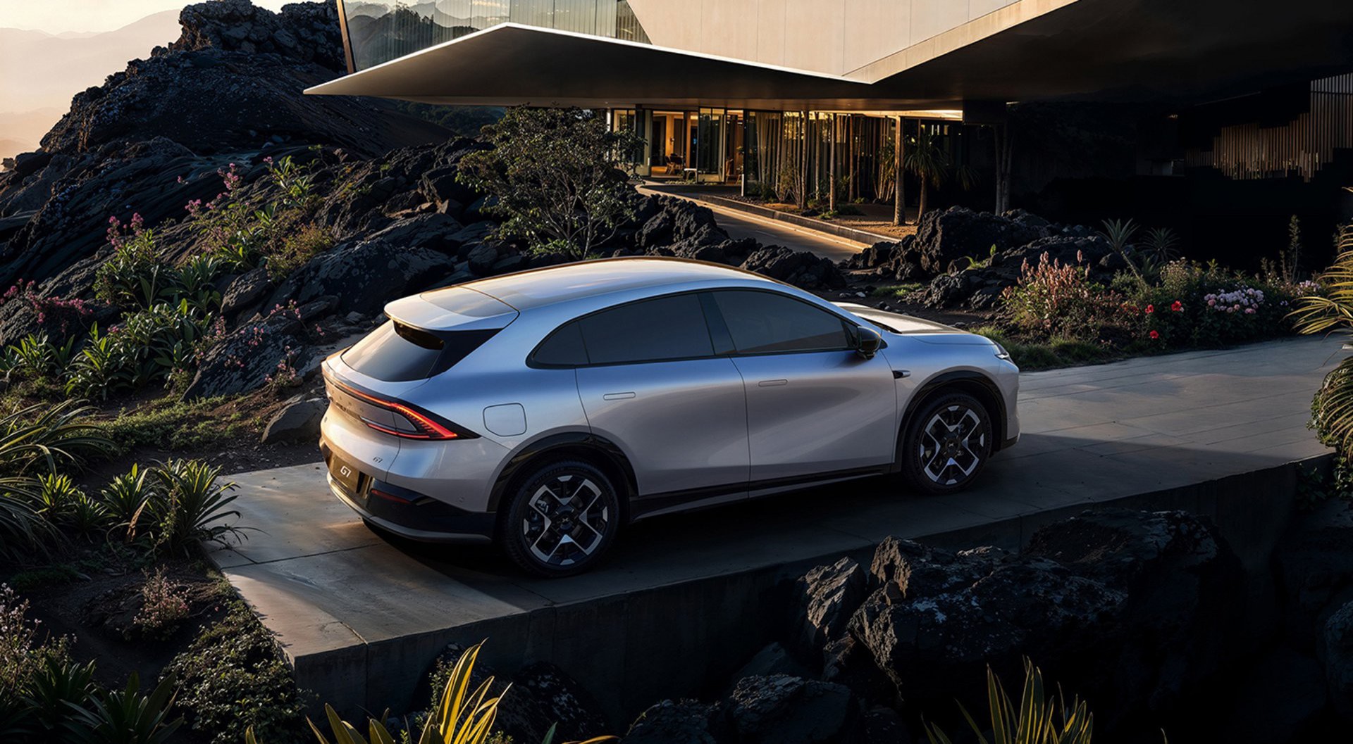 Κυκλοφόρησε το υβριδικό SUV των 24.000 ευρώ με τα 1.700 km αυτονομίας