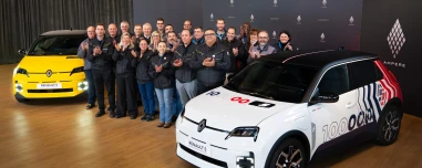 Ανάρπαστο το Renault 5- Σε ποια χώρα οδηγοί το απέκτησαν με 150 ευρώ το μήνα 