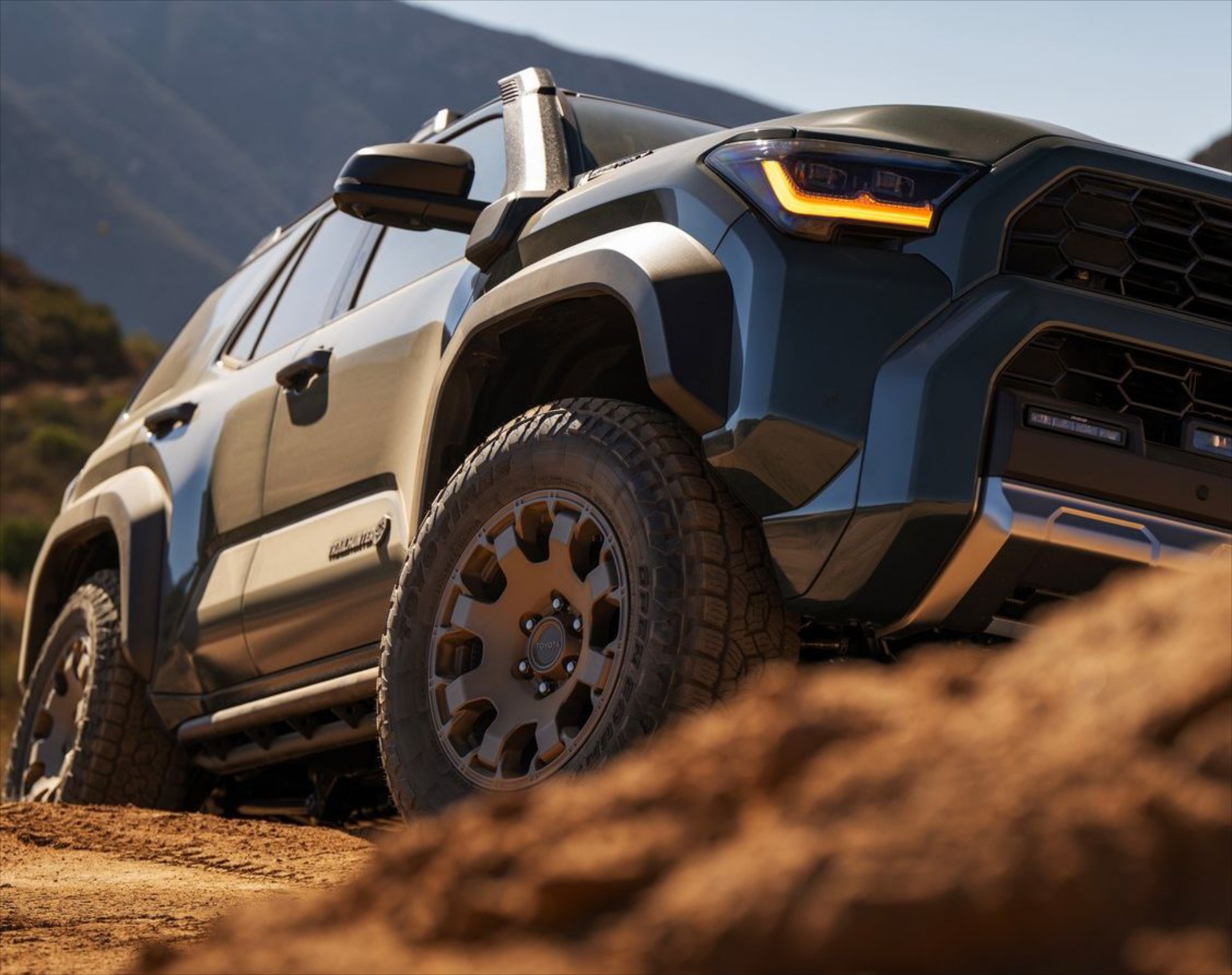 To club του ενός εκατομμυρίου χιλιομέτρων – Αποκλειστικά για τρεις κινητήρες