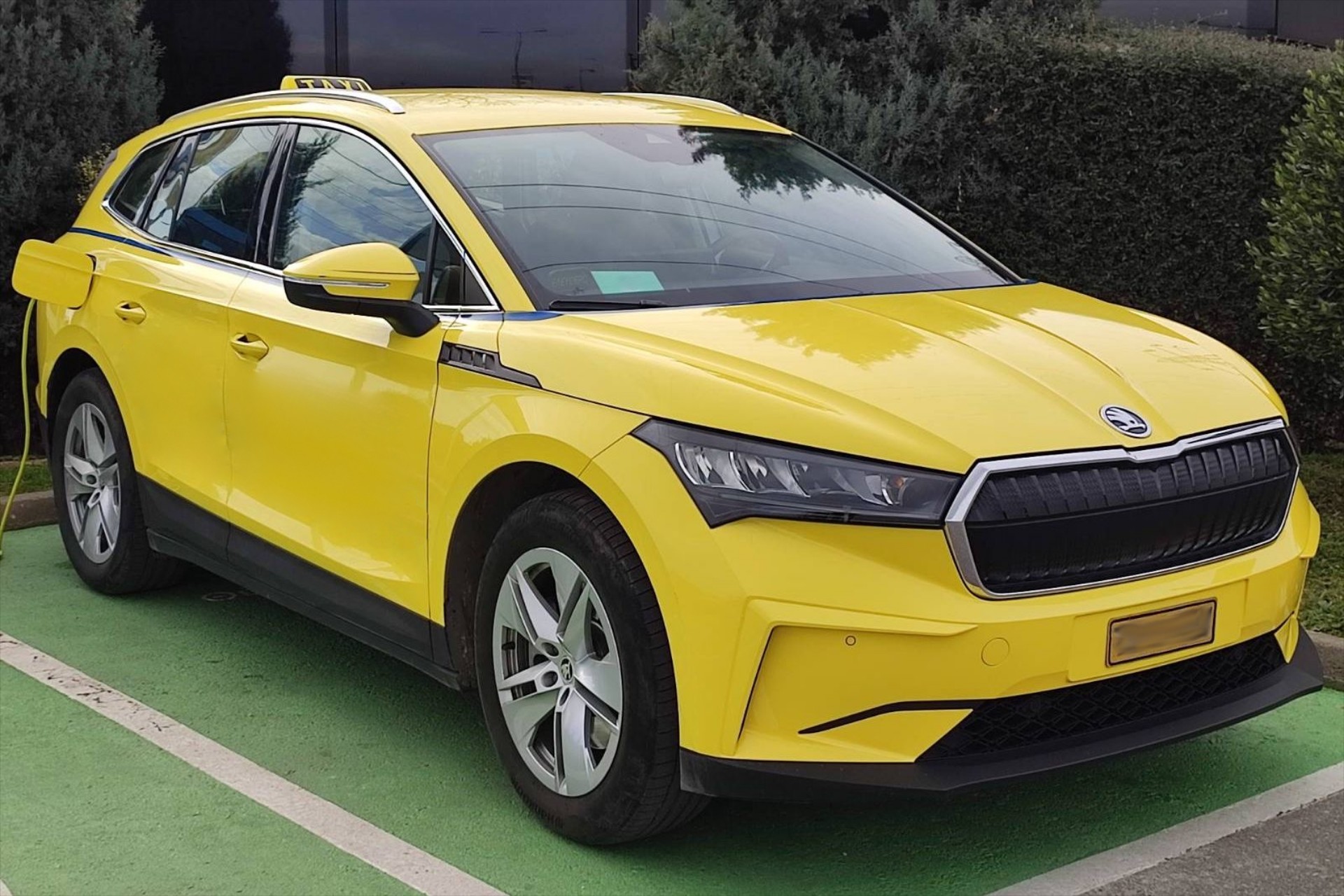 Επίσημο: Έρχεται επιδότηση 20.000 ευρώ για τα ηλεκτρικά ταξί - Χωρίς να τα πληρώσει ο ιδιοκτήτης