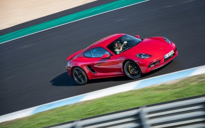 H Porsche «τραβάει» την πρίζα από την ηλεκτρική 718