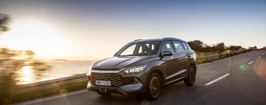 Οδηγούμε το νέο BYD Sealion 5 DM-i με τα 1.000 km αυτονομία!