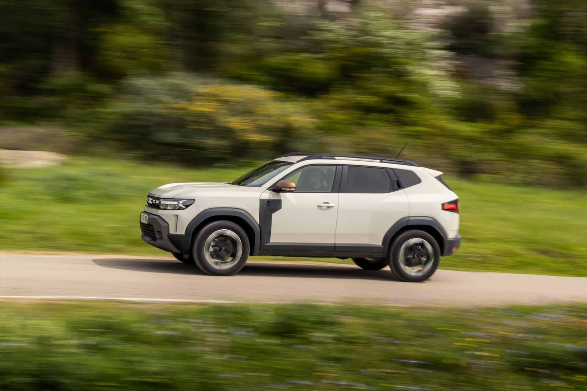 Νέοι κινητήρες για το Dacia Duster στην Ελλάδα – Όλες οι τιμές και οι εκδόσεις