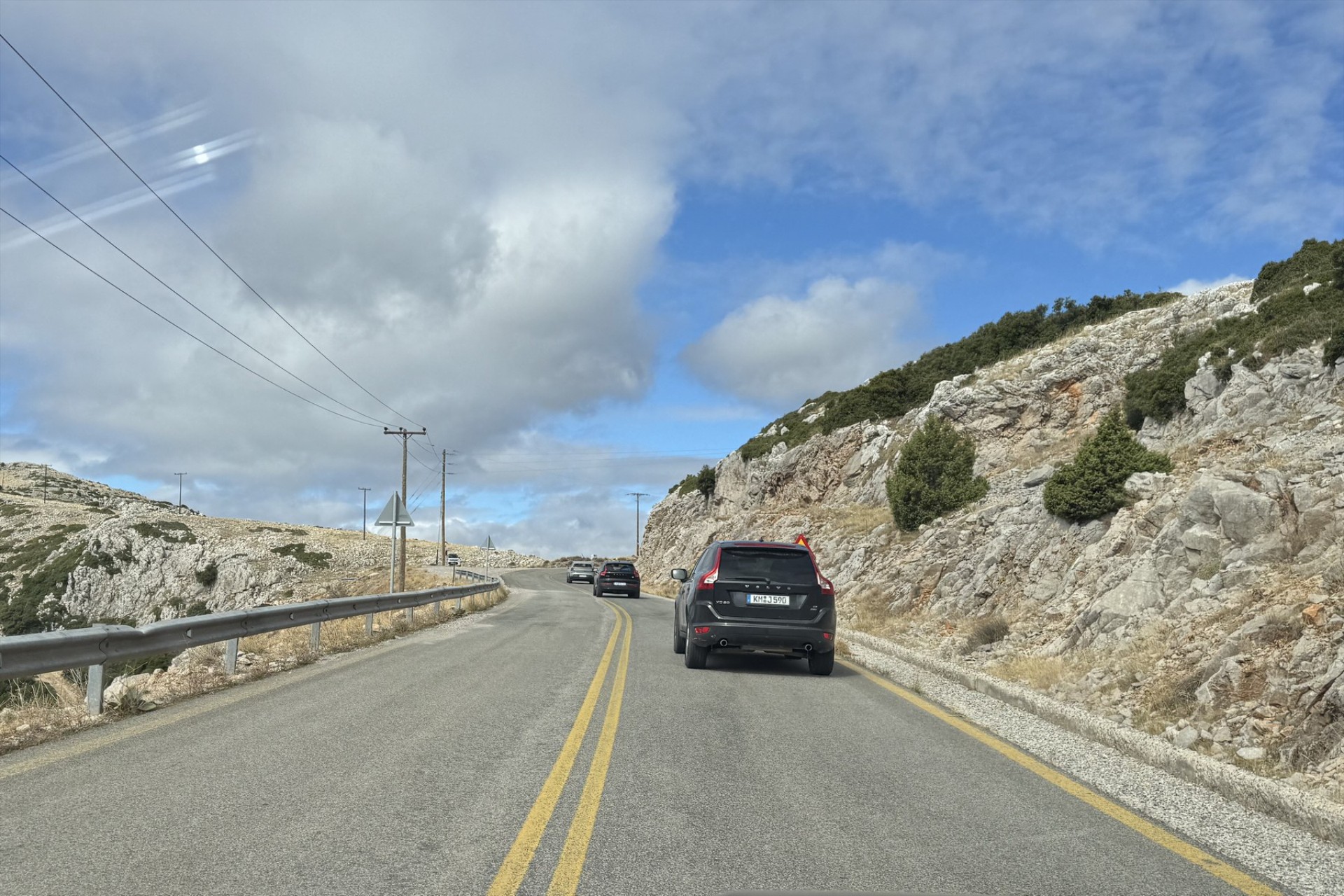 Η πινακίδα που συναντάμε στην επαρχία – Ελάχιστοι ξέρουν τι σημαίνει 