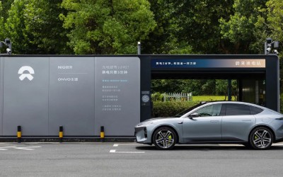 Η NIO γράφει ιστορία – Πραγματοποιεί 110 αλλαγές μπαταριών το λεπτό