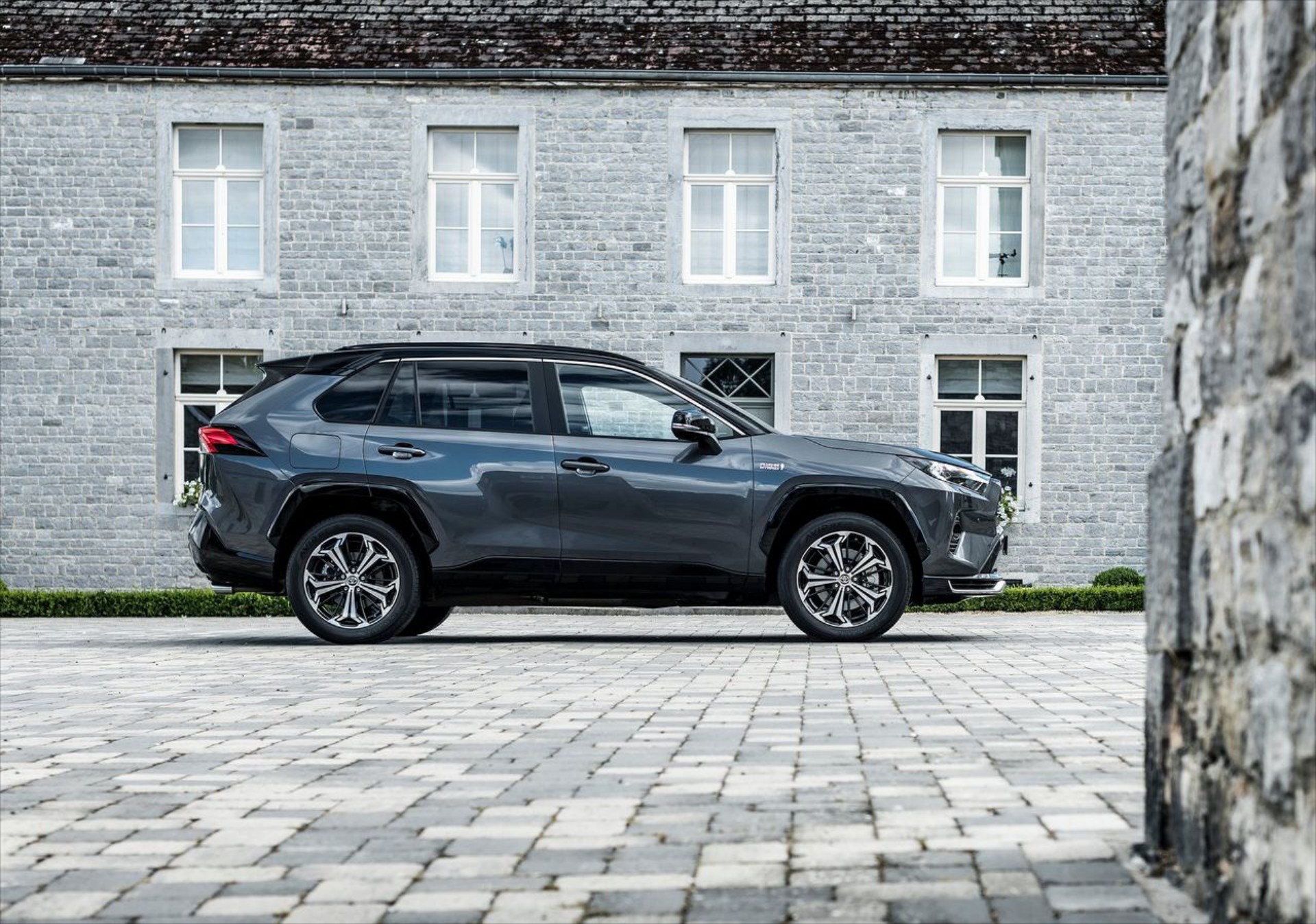 Το πρώτο σε πωλήσεις SUV της Toyota είναι και το πιο αξιόπιστο - Έφτασε το 86 στα 100