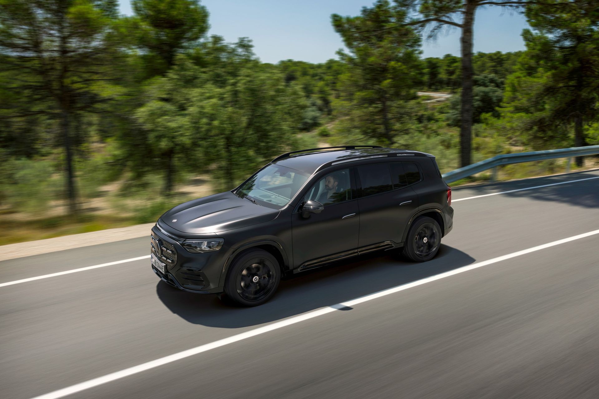 Άνοιξαν οι παραγγελίες για τη νέα Mercedes-Benz GLB βενζίνης - Πρώτες τιμές στη Γερμανία