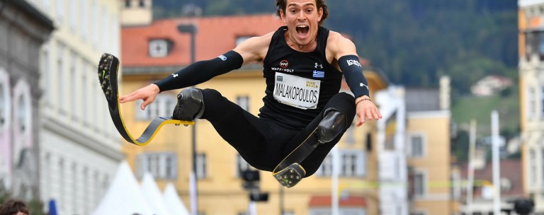 Στέλιος Μαλακόπουλος: Το αόρατο όριο