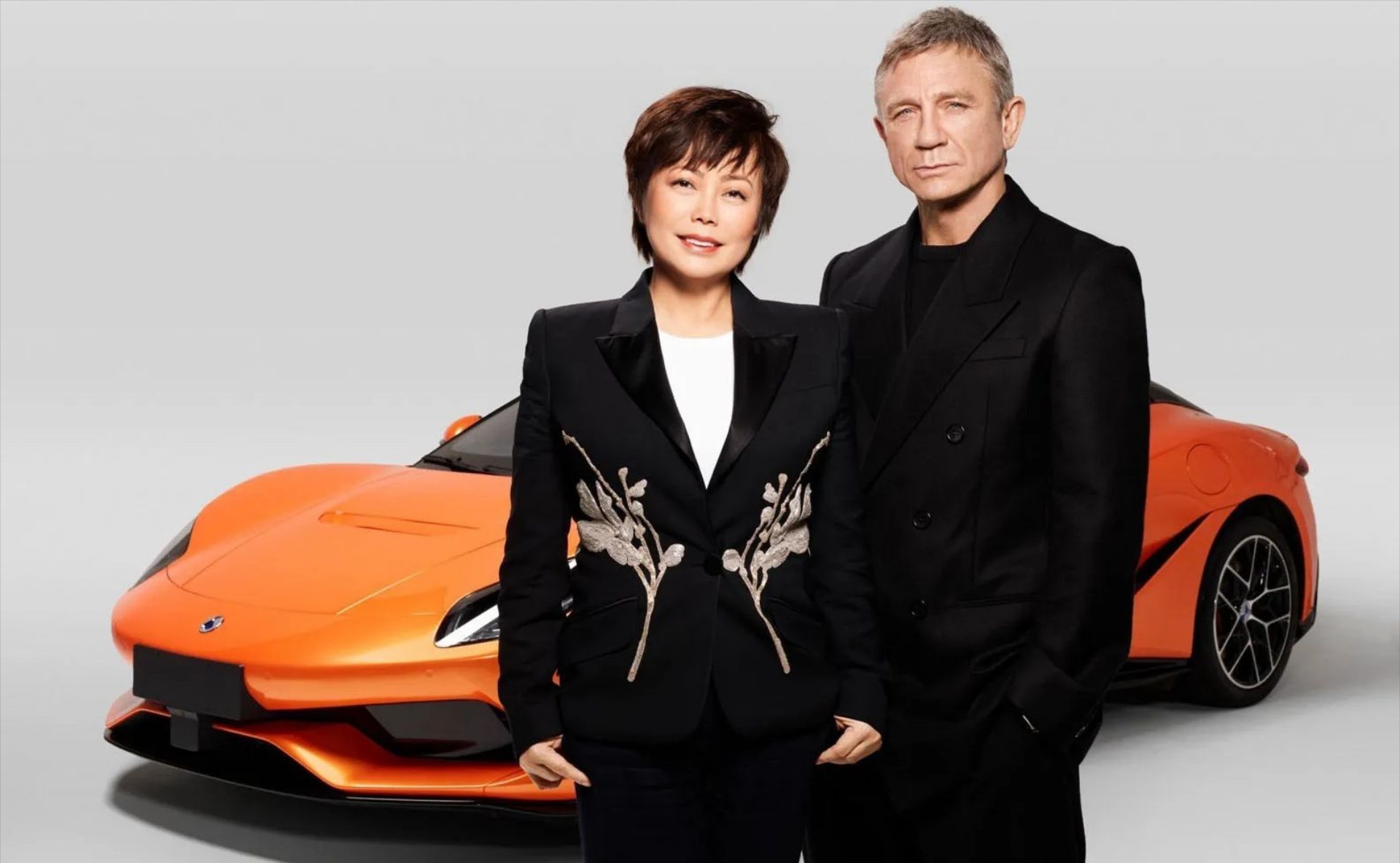 H Porsche 911 βρήκε αντίπαλο - Ο «μυστικός πράκτορας» που θα αποκαλύψει το μοντέλο