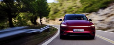 Δοκιμή Tesla Model Y Performance: Transformer