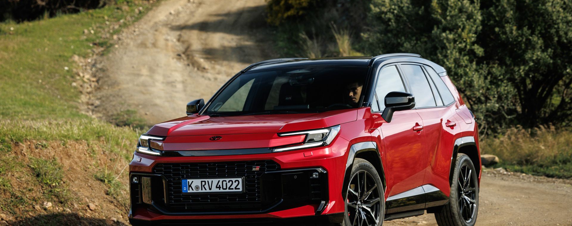 Οδηγούμε στην Ισπανία το νέο Toyota RAV4