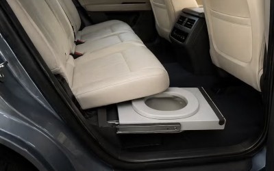 Οι Κινέζοι το τερμάτισαν – Έβαλαν τουαλέτα στο κάθισμα του αυτοκινήτου