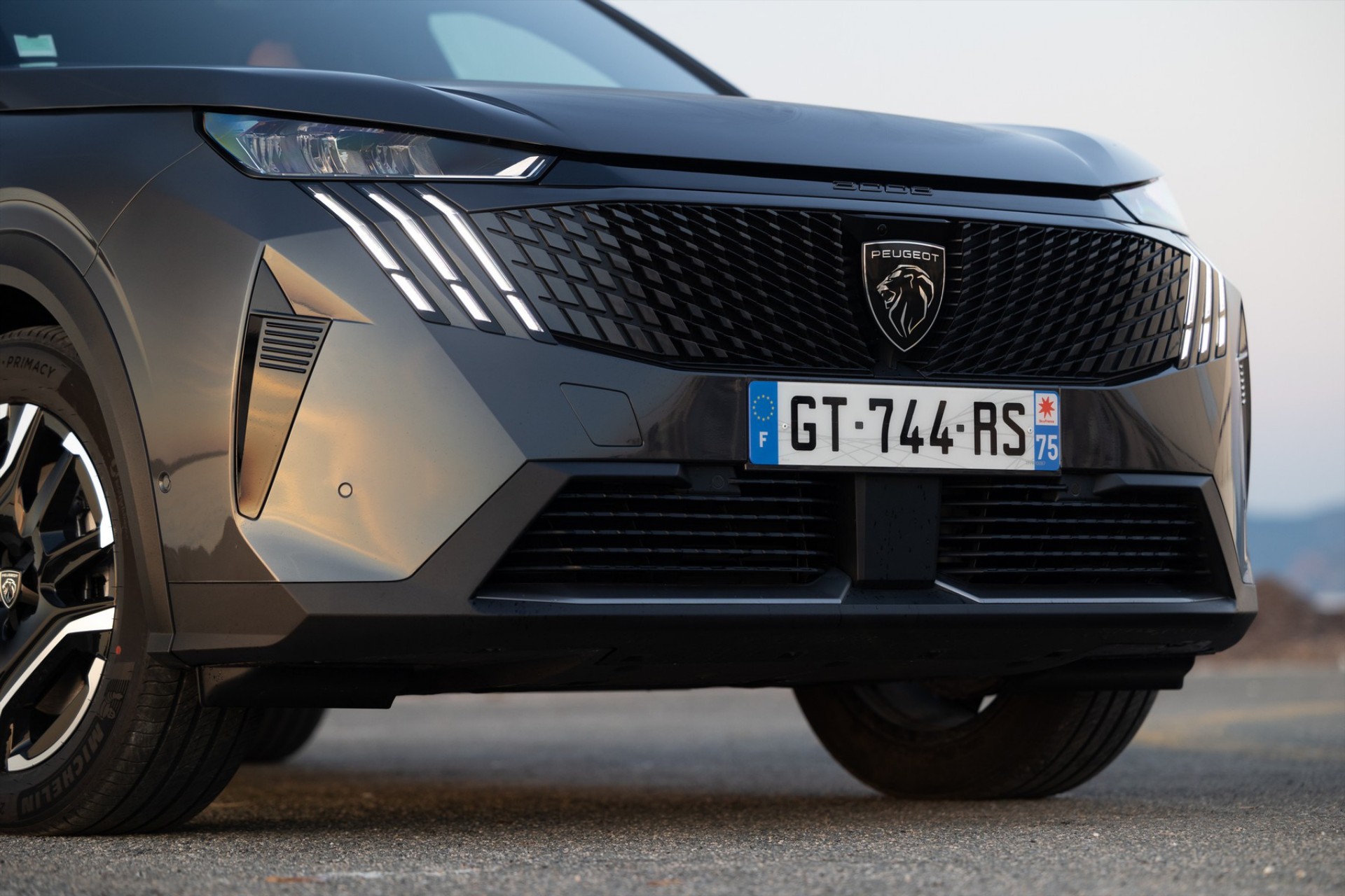H μεγάλη προσφορά της Peugeot για μία εβδομάδα – Το υβριδικό SUV που αγοράζεις με 22.900 ευρώ