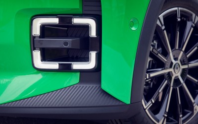 Το Renault με την εκπληκτική εμφάνιση - Είναι 5.600 ευρώ φθηνότερο στην Ελλάδα από τη Γερμανία