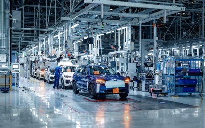 Ο πανικός των 200 δισεκατομμυρίων ευρώ - Η Ευρώπη ψάχνει να βρει διέξοδο από τα ηλεκτρικά 