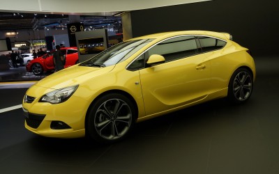 Νέο Opel Astra GTC
