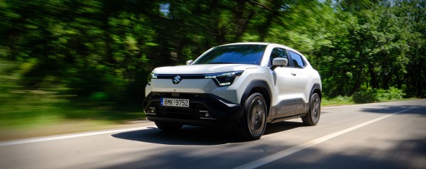 Δοκιμή Suzuki e Vitara 2WD 61 kWh: Σαμουράι με... κουστούμι 