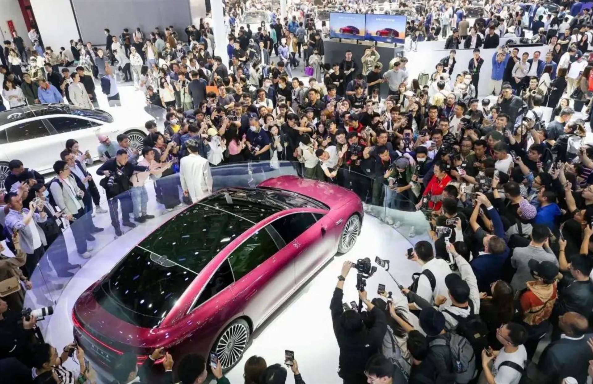 Τα made in China ηλεκτρικά χάνουν το 50% της αξίας τους σε δύο χρόνια