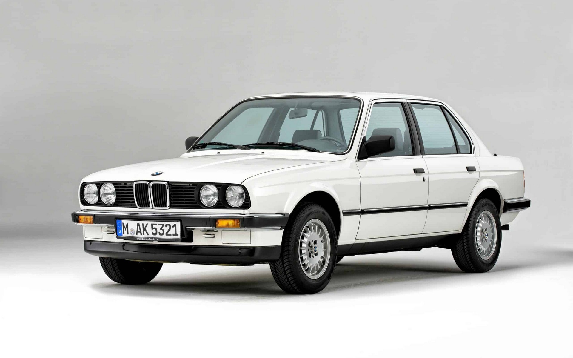 Το πιο εμβληματικό χρώμα στην ιστορία της BMW - Κυκλοφορεί από τη δεκαετία του '70