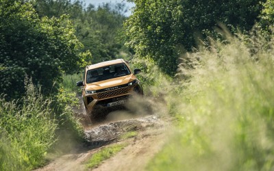 Οδηγούμε το νέο Toyota Hilux