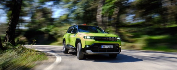 Δοκιμή Jeep Compass e-Hybrid: O ισορροπιστής