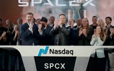 Εσύ πόσα χρήματα έβγαλες σε 9 χρόνια; Τον Musk δεν τον φτάνεις ούτε σε 100 ζωές 