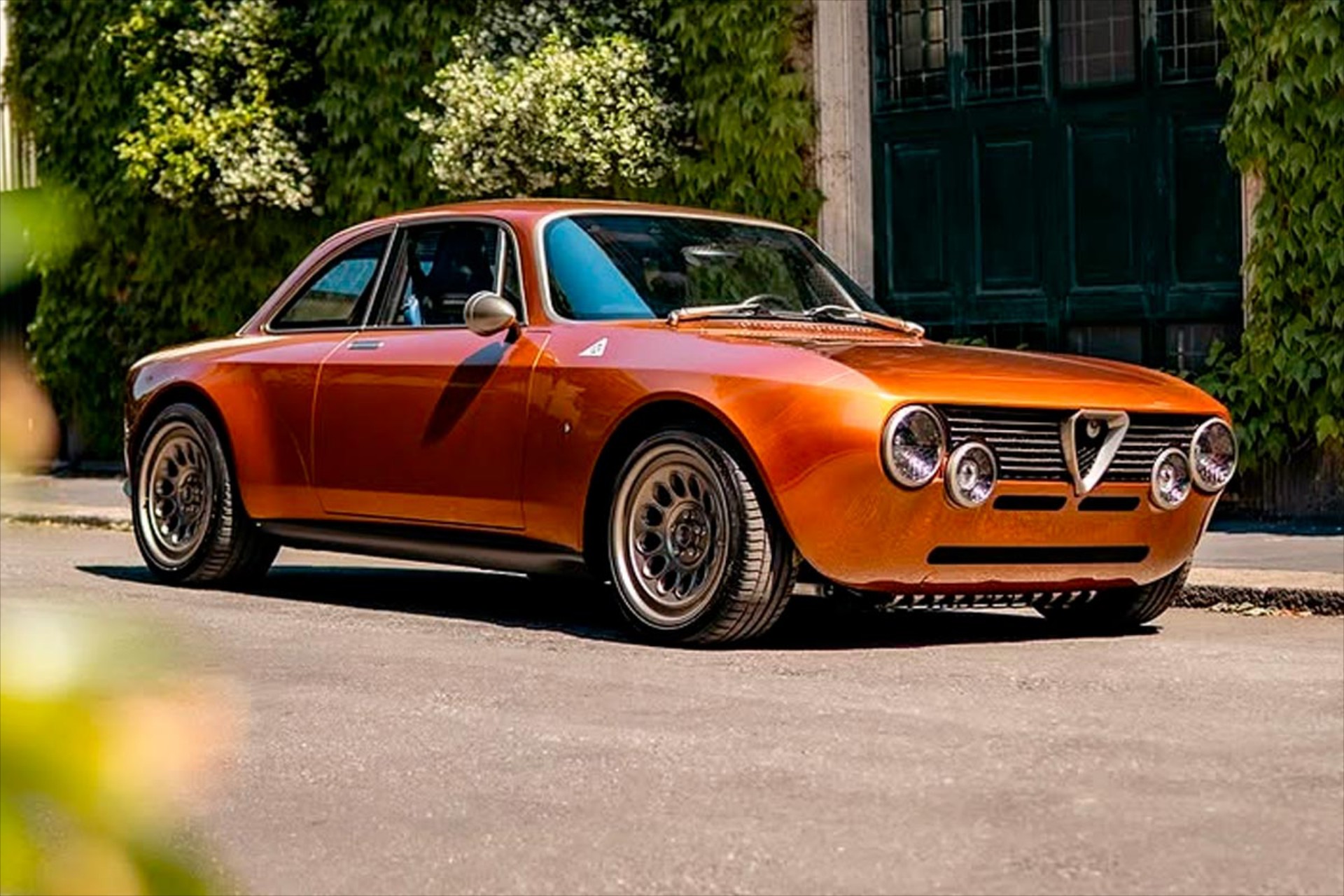 Alfa Romeo δες πως γίνεται – Η σύγχρονη εκδοχή της Giulia GT είναι… μαγεία