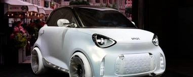 Αποστολή στη Ρώμη: Το θρυλικό fortwo επιστρέφει ως smart #2 – Το είδαμε από κοντά