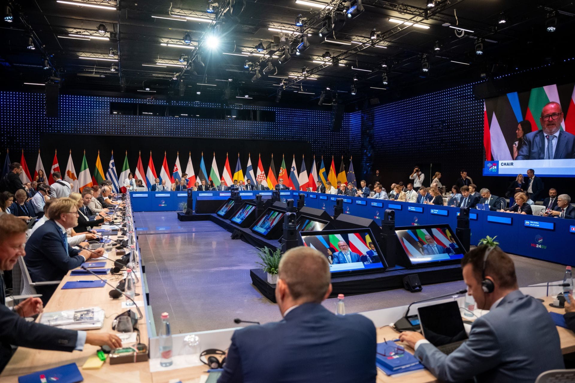 Η μεγάλη κίνηση της ΕΕ – Θα γλιτώσει 12 δισ. ευρώ κάθε χρόνο από τα αυτοκίνητα