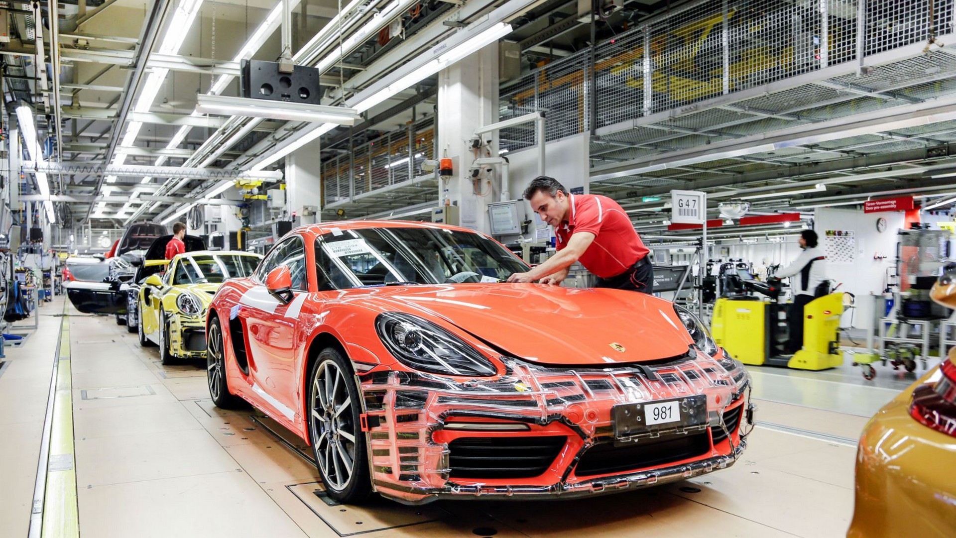 Πόσα χρήματα δίνει η Porsche στους εργαζομένους – Το 40% παίρνει πάνω από 100.000 ευρώ