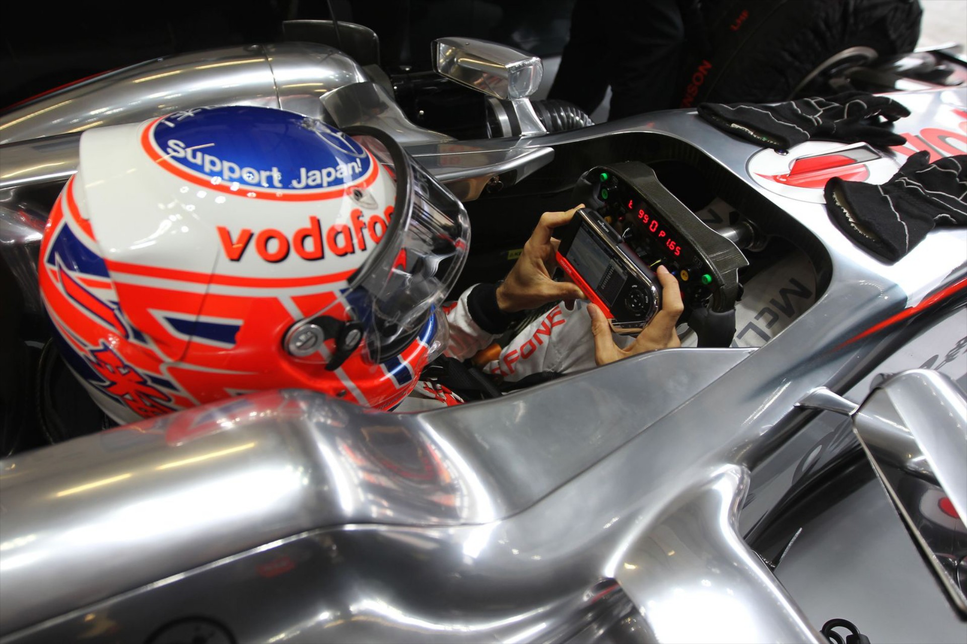 F1: Έτοιμος για νέο συμβόλαιο ο Button