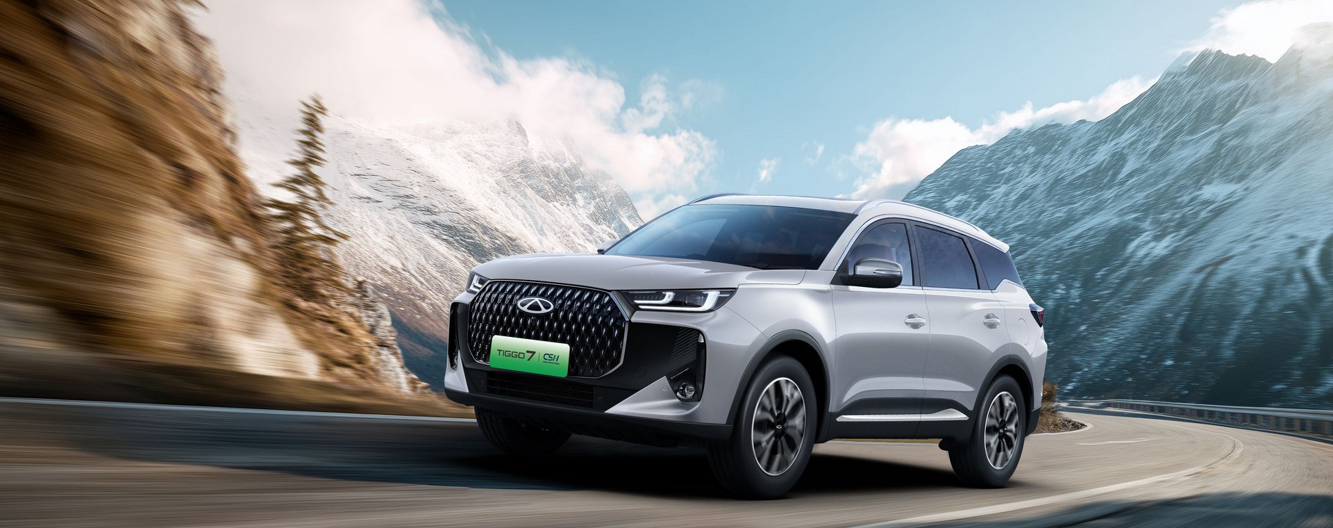 Υβριδικό οικογενειακό C-SUV με κάτω από 26.000 ευρώ και κορυφαίο εξοπλισμό!