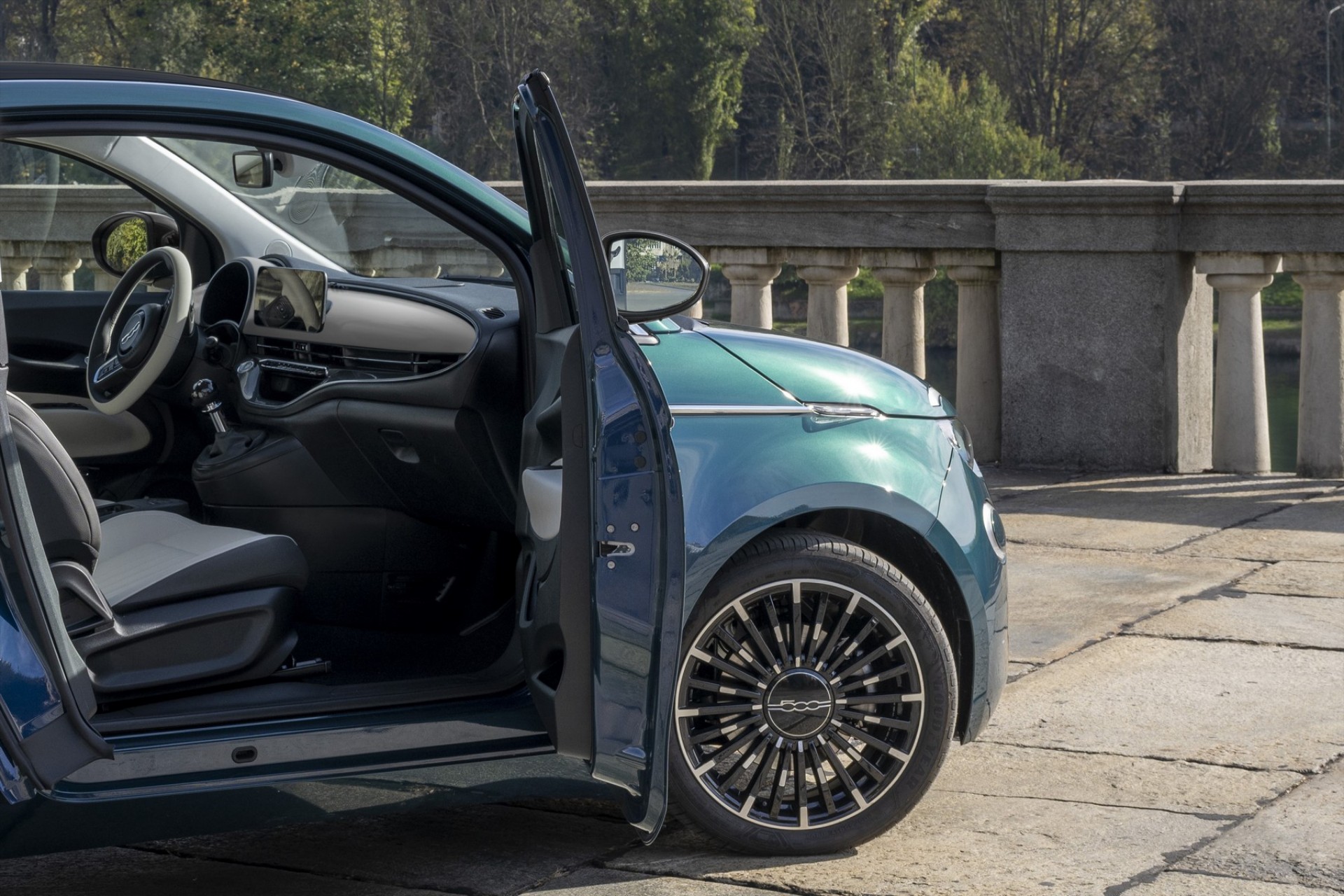 Έπεσε η τιμή του υβριδικού FIAT – Το αγοράζεις με 18.990 ευρώ και 8 χρόνια εγγύηση