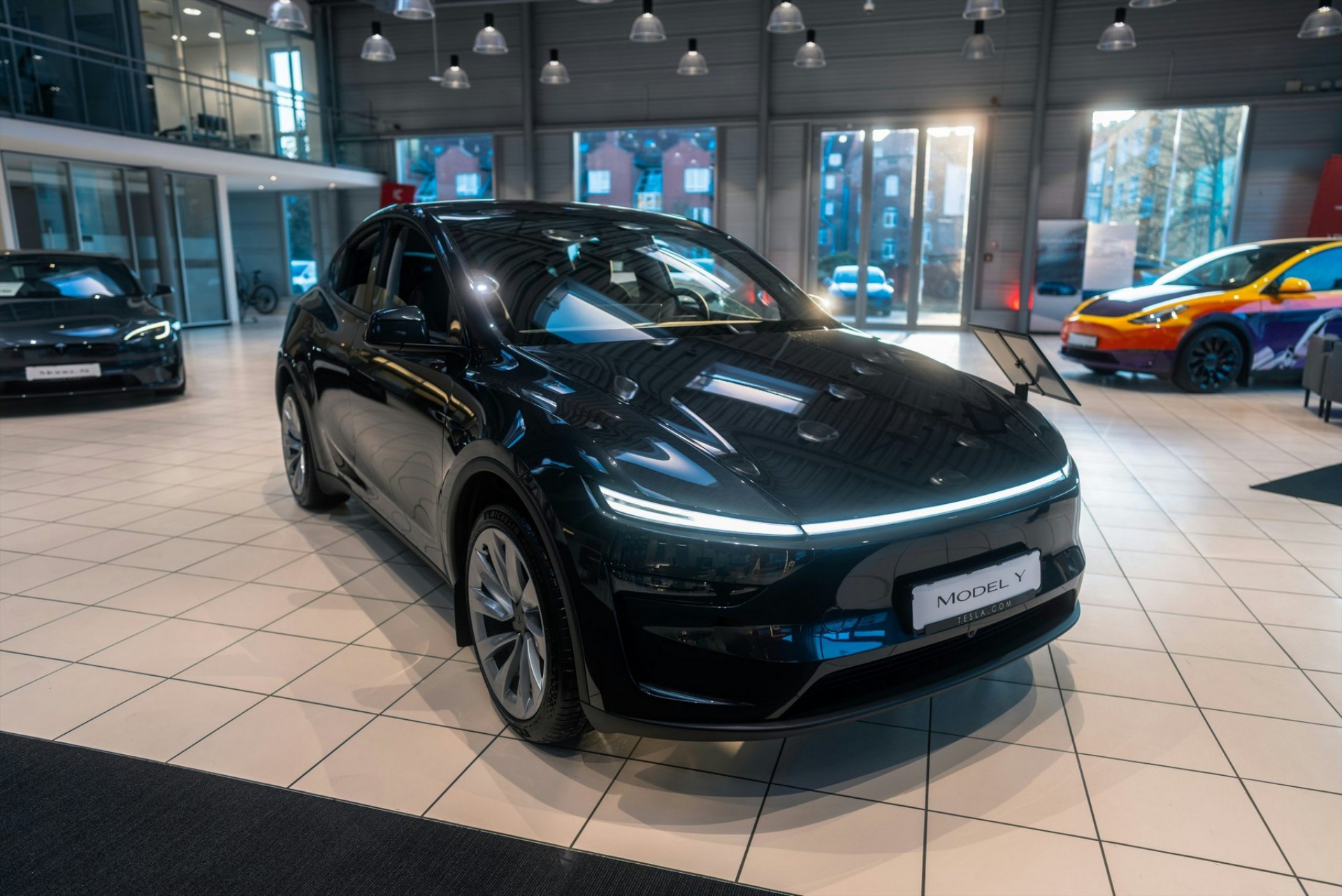 Χαλάει η ταχυφόρτιση την μπαταρία στα Tesla;