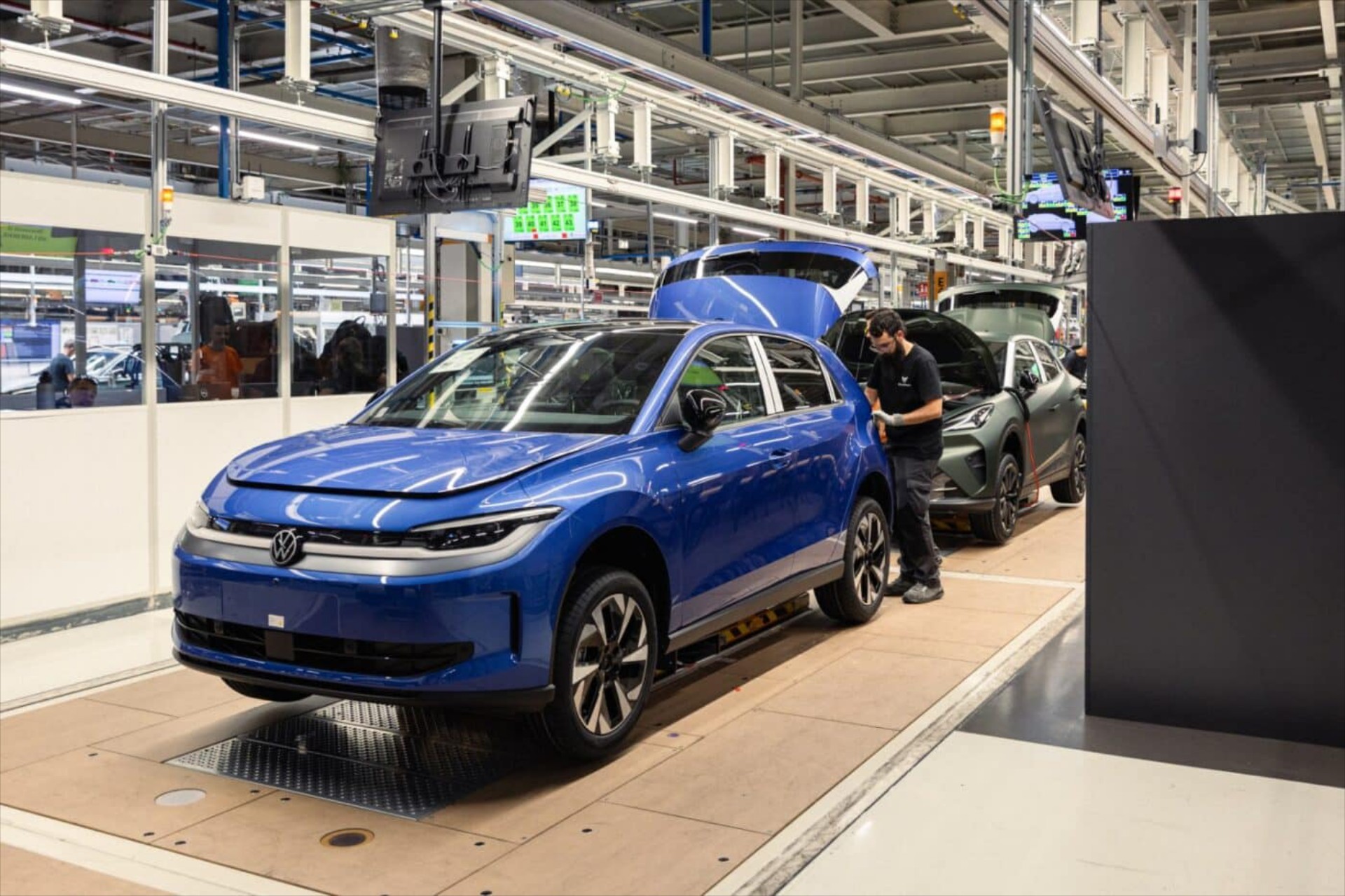 Το νέο Volkswagen των 21.990 ευρώ έχει 10 μήνες αναμονή - Έφτασε τις 30.000 παραγγελίες